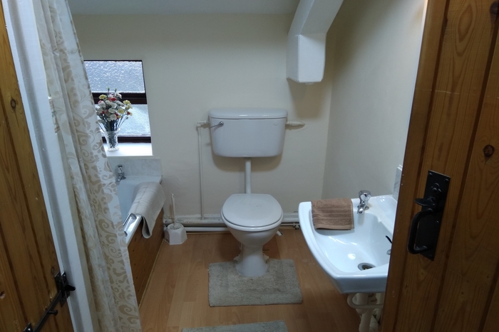 Picture of the bathroom